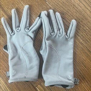 Lululemon Light Gray Athletic Gloves - s - lightly worn